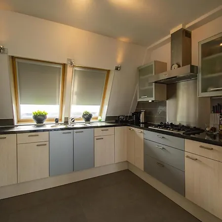Fantastic Penthouse By The Sea With Sauna