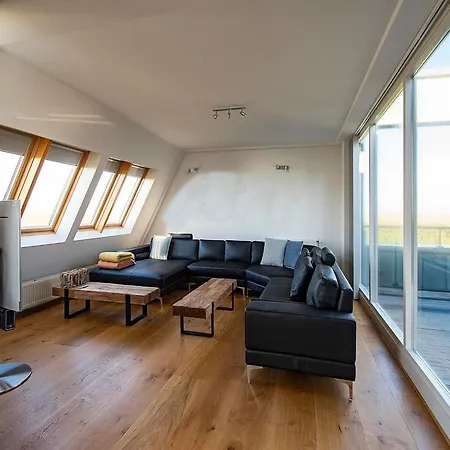 Fantastic Penthouse By The Sea With Sauna Tatil Evi